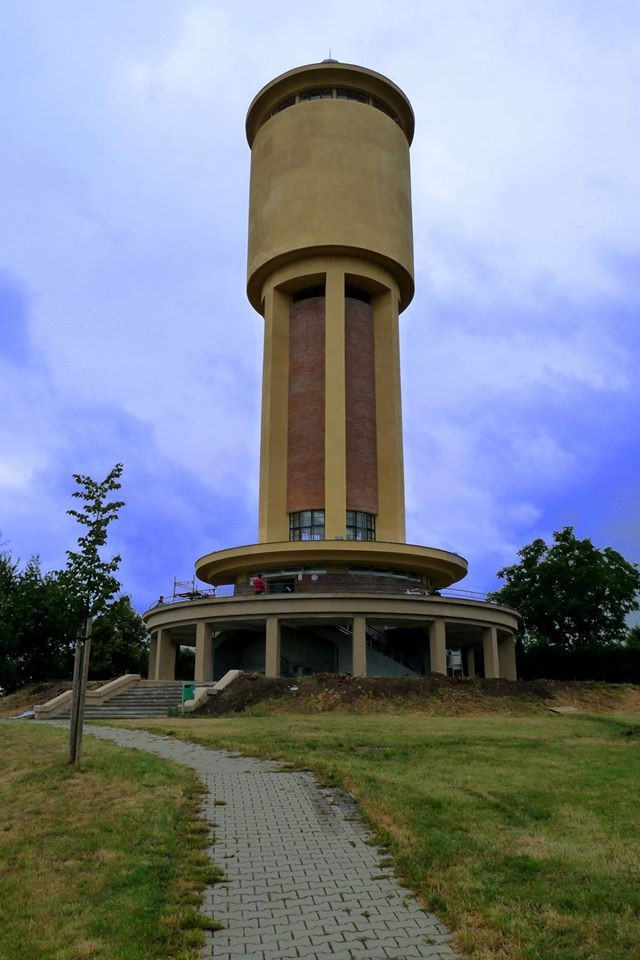 Děti mají na vodárnu vstup zdarma