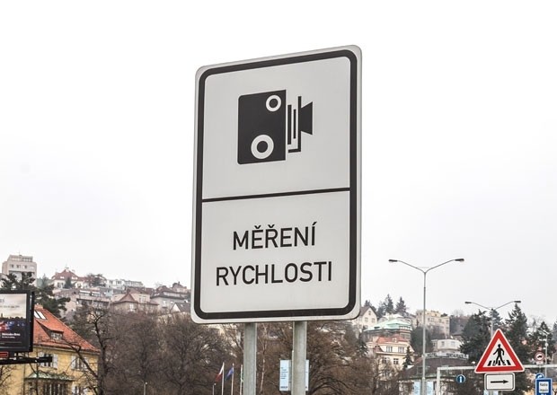 Úsekové radary přibývají. Podle zkušeností lidí i radnic svůj význam mají a dokáží dopravu zklidnit. Kde můžete v nejbližší době očekávat další radary?