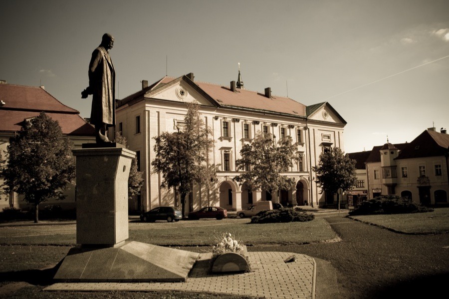Muzeum najdete na Masarykově náměstí 159