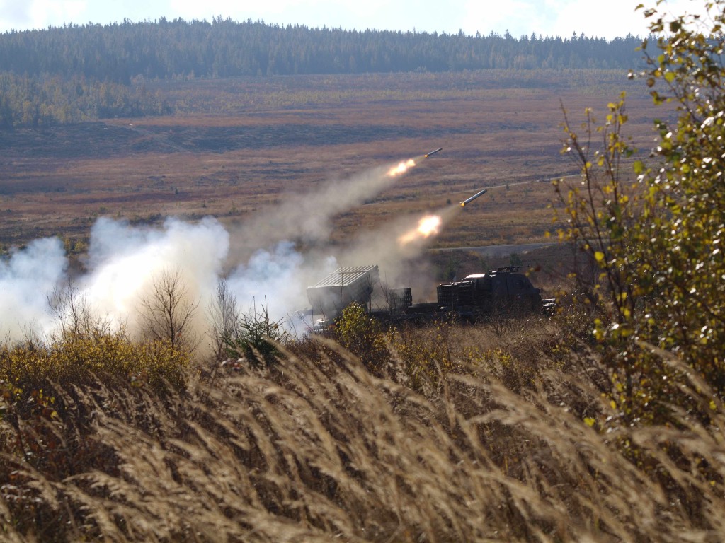 Naučné stezky představí dopadové plochy. Podívejte se, jak stříleli vojáci z raketometů