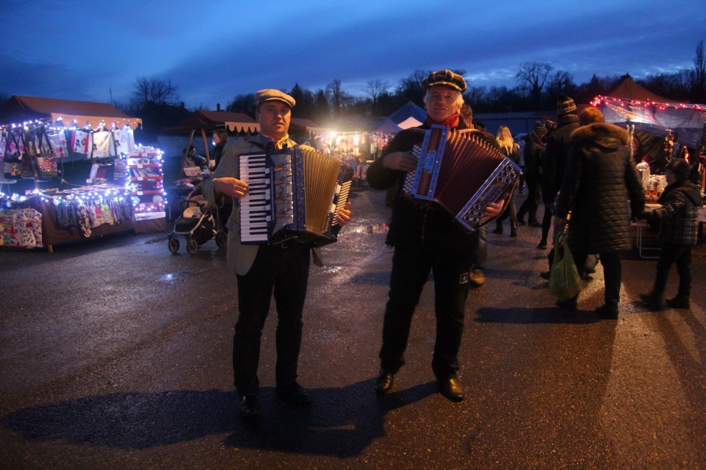 Vánoční harmonikáři