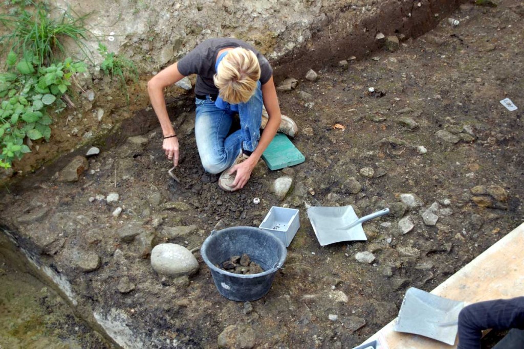 Archeologové udělali městu čáru přes rozpočet