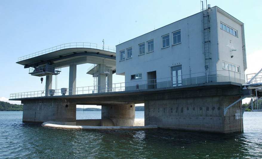 Takhle vypadá vodní dílo Švihov a Úpravna vody Želivka