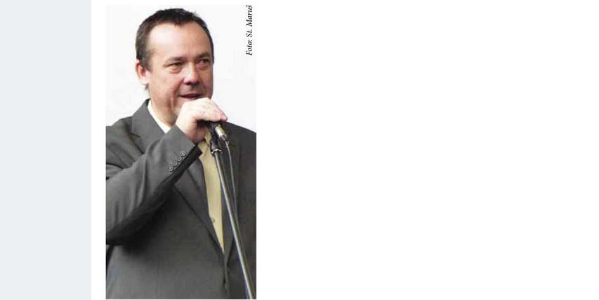 Současný ředitel roztocké školy Mgr. Bezděka