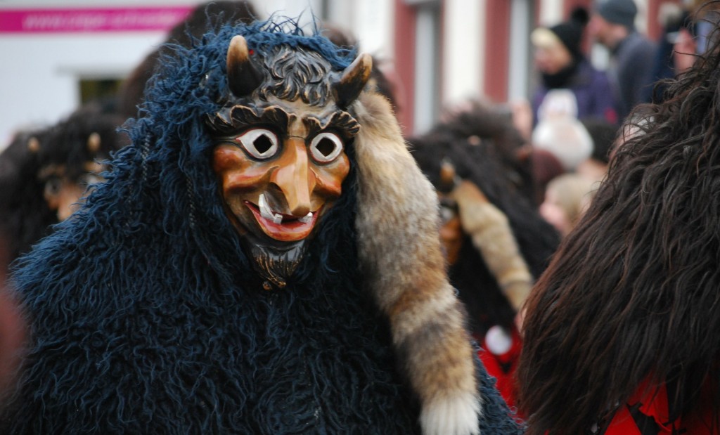 Na masopustní veselí je potřeba mít pořádnou masku!