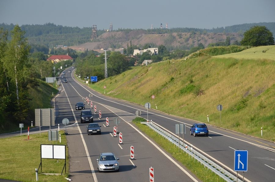 Zhruba do tří let se má začít stavět dokončení dálnice D4. Premiéru bude mít projekt s účastí soukromníků
