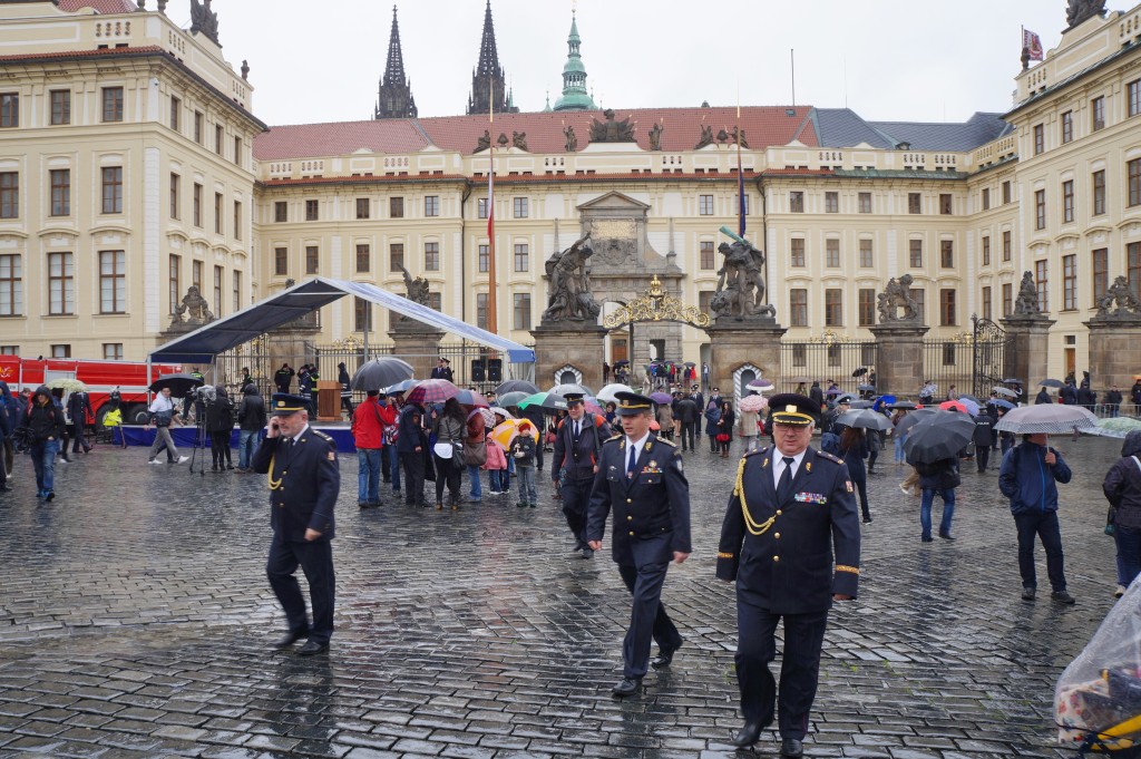 Den hasičů se odehrával za deštivého psího počasí