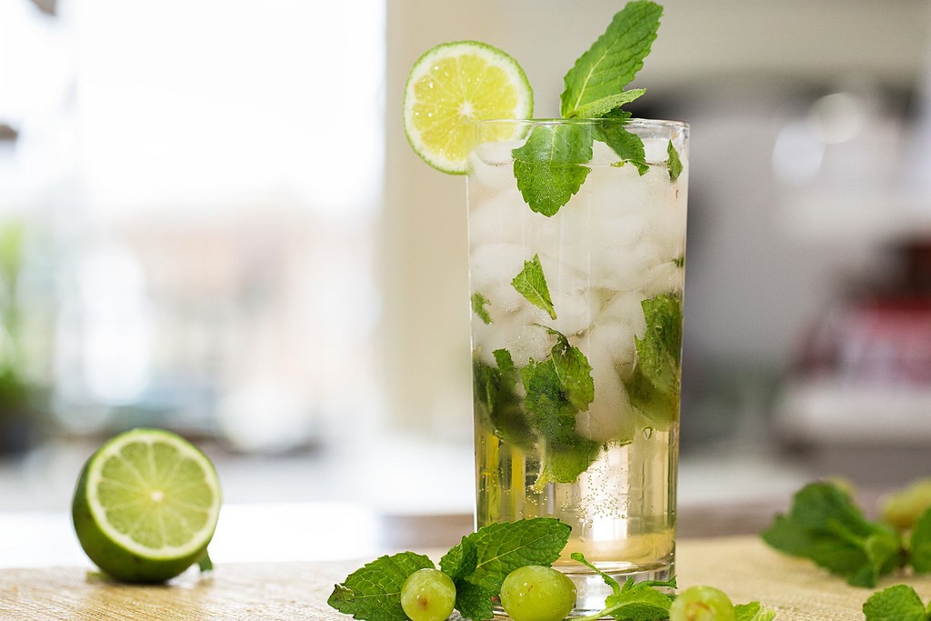 Na co pomáhá mojito? Přece na dobrou náladu!