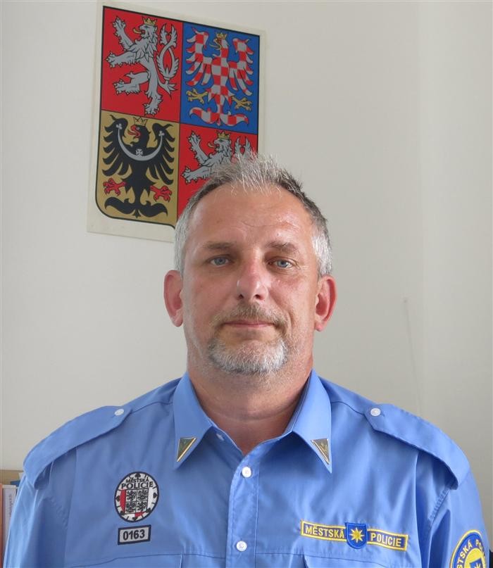 Novým velitelem městské policie Benešov je Radek Stulík