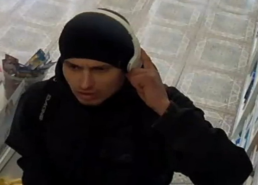 Pachatel, vracející se na místo činu