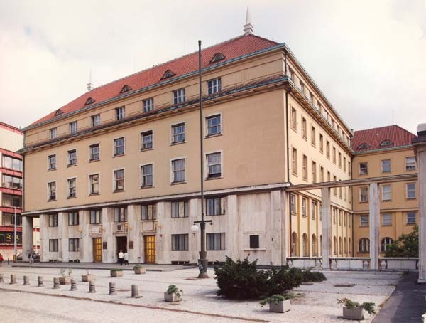 Budova ministerstva zdravotnictví na Palackého náměstí v Praze