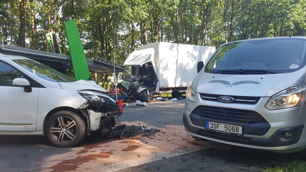 Přesto byla silnice dvě hodiny uzavřená.