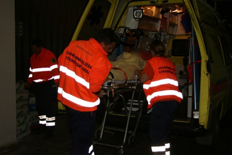 Záchranáři vyjížděli především k úrazům spojeným se zábavní  pyrotechnikou nebo alkoholem 