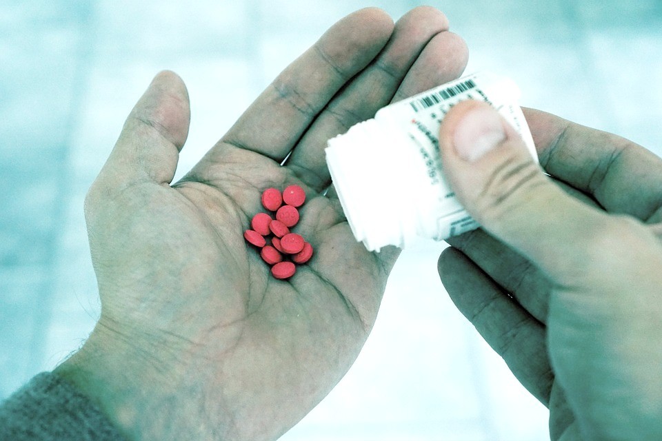 Čím víc antibiotik užíváme, tím méně nám budou do budoucna účinkovat