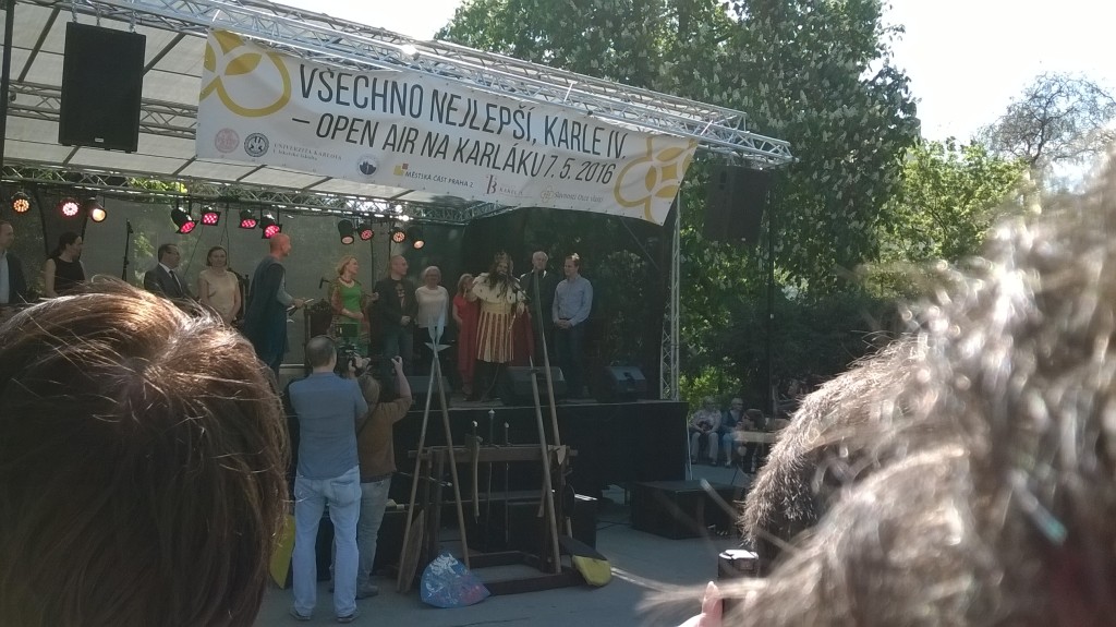 Oslavenec se dostavil osobně