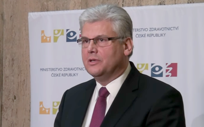 Jak Miloslav Ludvík naláká sestry do lůžkové péče? To ještě neprozradil