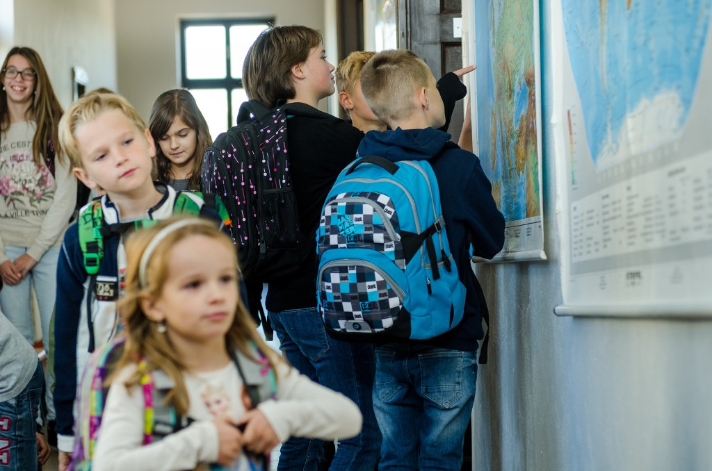 Školní batoh musí být přiměřený věku dítěte