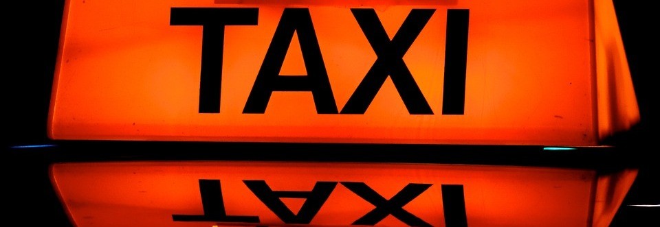 SENIOR taxi