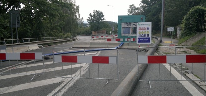 Takhle vypadalo zatím poslední uzavření silnice