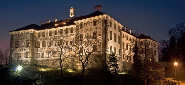Na zámku budou průvodci v historických kostýmech