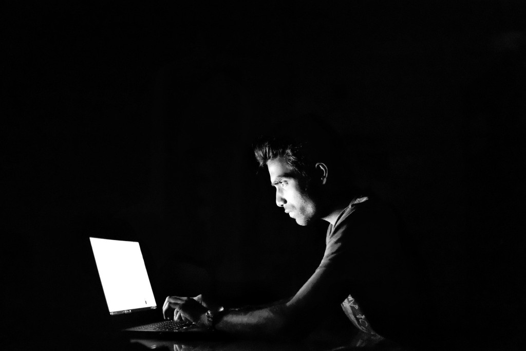 Účet na Facebooku v našem případě pomohl zablokovat až přivolaný policejní specialista