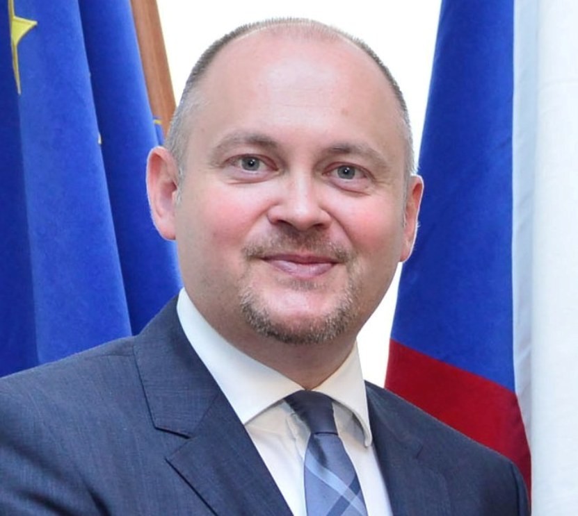 Michal Hašek opět dává o sobě vědět. Přestoupil do strany PRO Jindřicha Rajchla