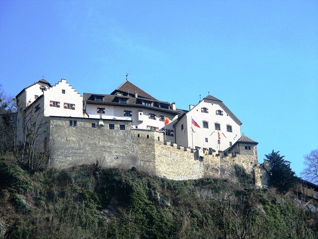 Ve Vaduz, hlavním městě Lichtenštejnska, najdete starobylý zámek