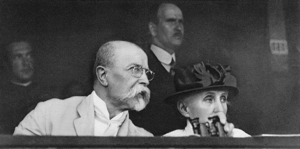 Po odjezdu profesora T. G. Masaryka do zahraničí v prosinci 1914 byl utvořen domácí výbor, nazvaný „Maffie“