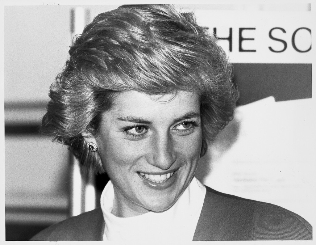 Princeznu Dianu britský národ miloval. Její smrt způsobila mezinárodní poprask