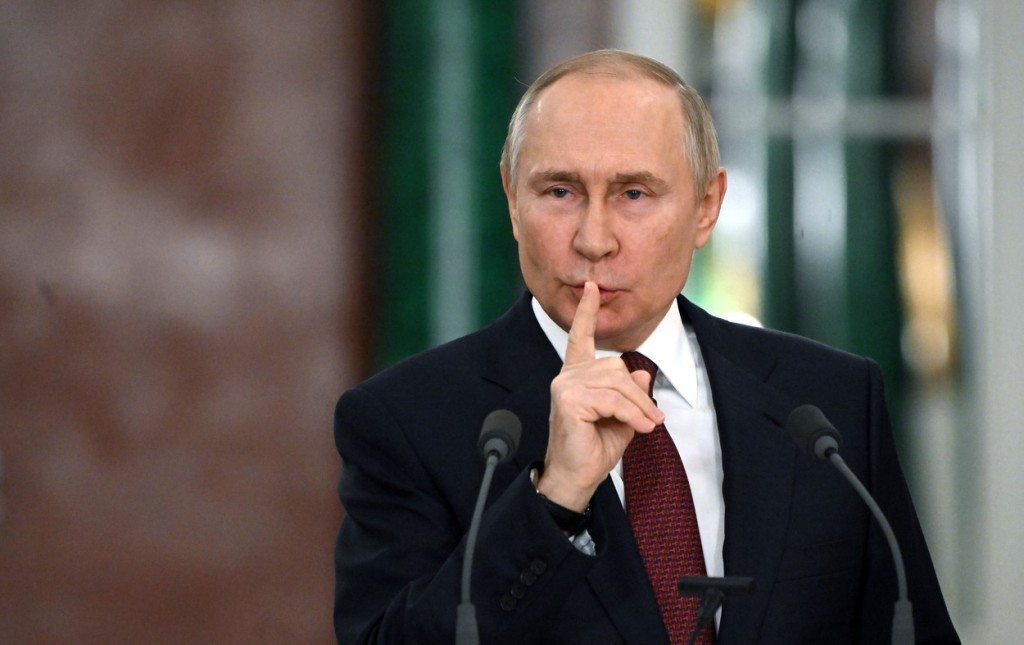 V polovině září loňského roku vyslal Vladimir Putin k pobřeží Aljašky formaci několika vojenských lodí. Zřejmě šlo o provokaci ruského diktátora
