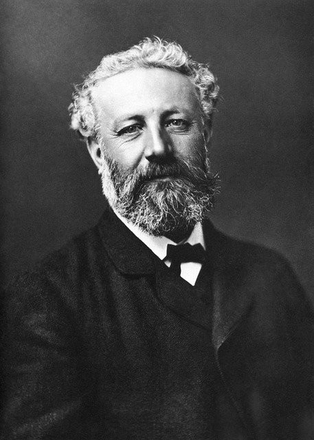 Jules Verne je zakladatelem vědeckofantastického románu