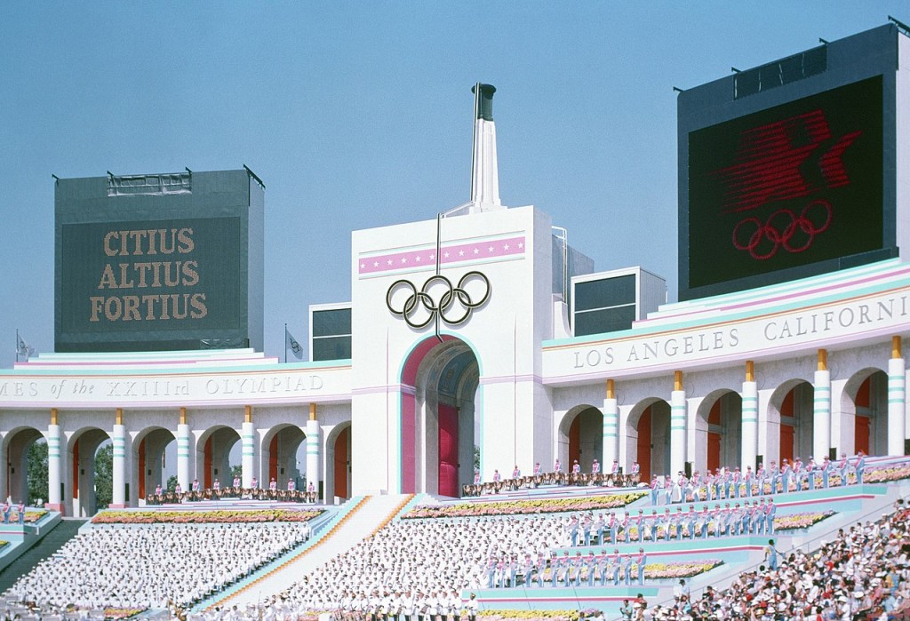 Olympijské hry v Los Angeles poznamenala velmocenská politika. Sportovci východního bloku se sovětským rozhodnutím vrcholné sportovní akce nezúčastnili. Výjimkou bylo Rumunsko a Jugoslávie