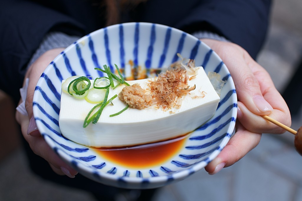 S prevencí vysoké hladiny cholesterolu v krvi vám může pomoci i pravidelná konzumace tofu