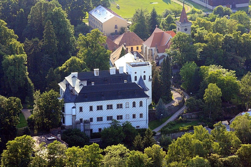 Opravený zámek Slatiňany uchvátí každého