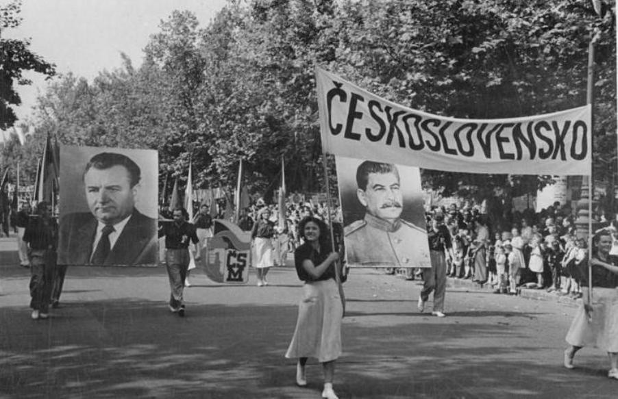 Československo se po únoru 1948 ponořilo do nových totalitních pořádků