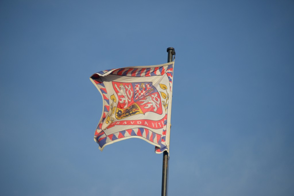 Vlajka prezidenta České republiky je oficiálním státním symbolem země. Jejím autorem je heraldik Jiří Louda 