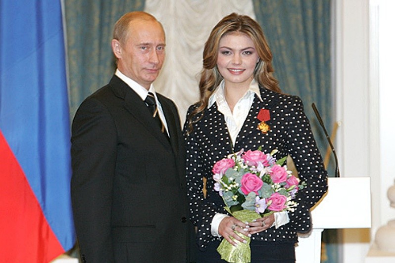Alina Kabaeva je o 31 let mladší než Vladimir Putin 