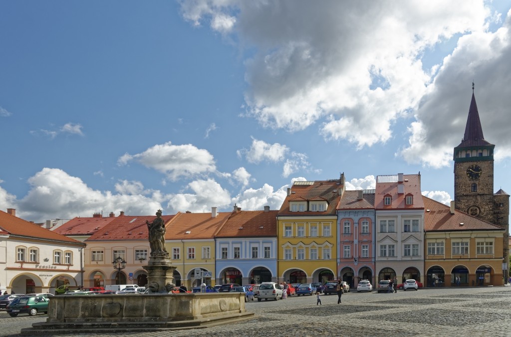 Na obchvat Jičína si tamní obyvatelé ještě počkají