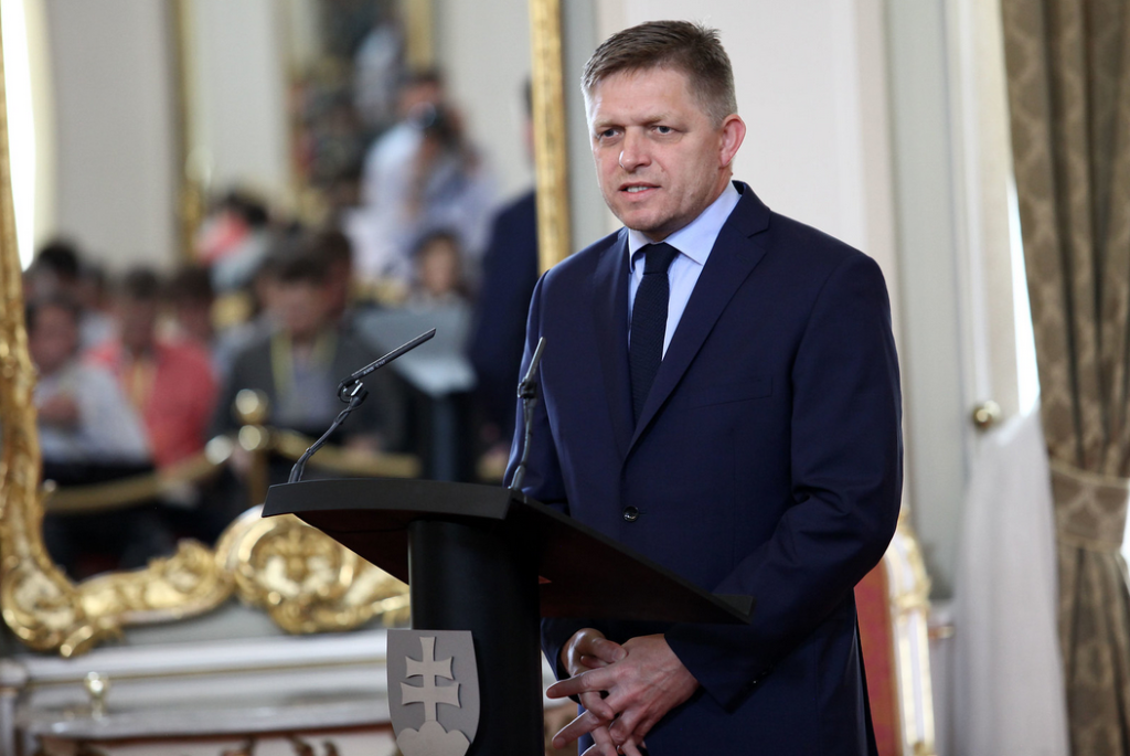 Robert Fico stále drží svoji populistickou linku a přiklání se k Rusku