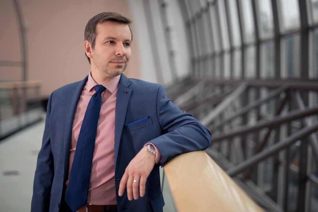 Jedna z věcí, které se Kolajovi povedly prosadit, je například vzájemná propojitelnost chatovacích platforem