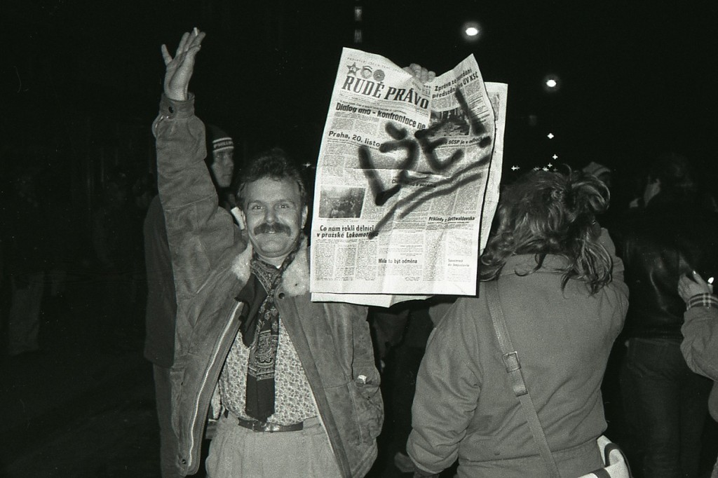 Až po revoluci lidé získávali odvahu sdělit veřejně svůj názor na žurnalistickou úroveň Rudého práva