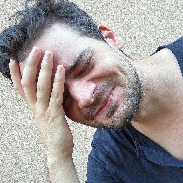 Bolest hlavy je obvykle průvodním jevem kocoviny