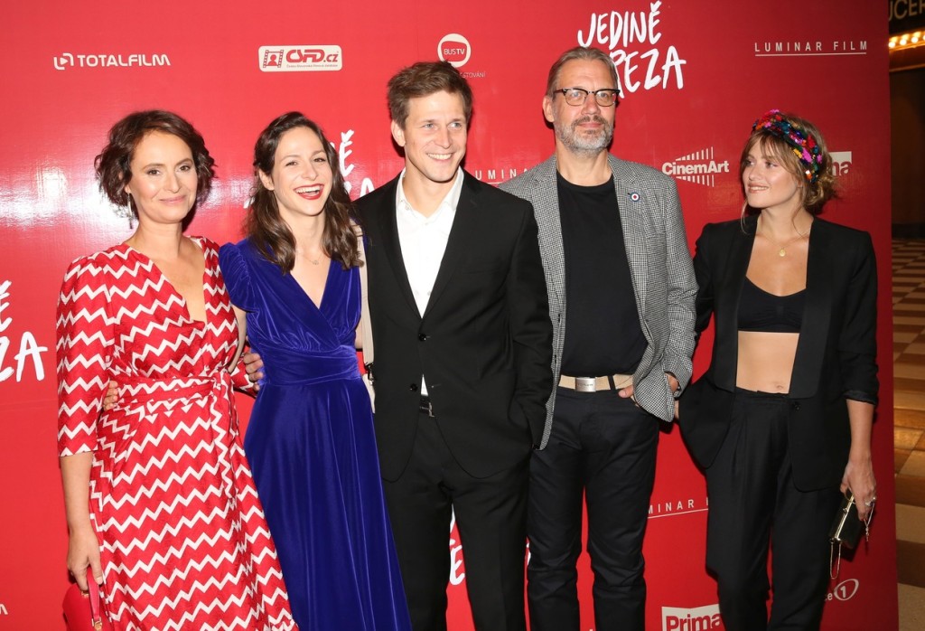 Premiéru snímku Jedině Tereza si nenechali ujít mimo jiné ani Lenka Vlasáková, Veronika Khek, Igor Orozovič, David Matásek a Emma Smetana