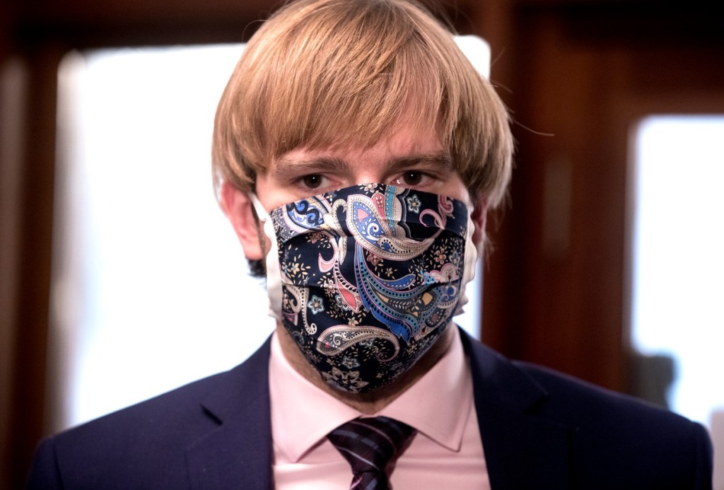 Ministr zdravotnictví Adam Vojtěch prezentoval další průběh uvolňování 