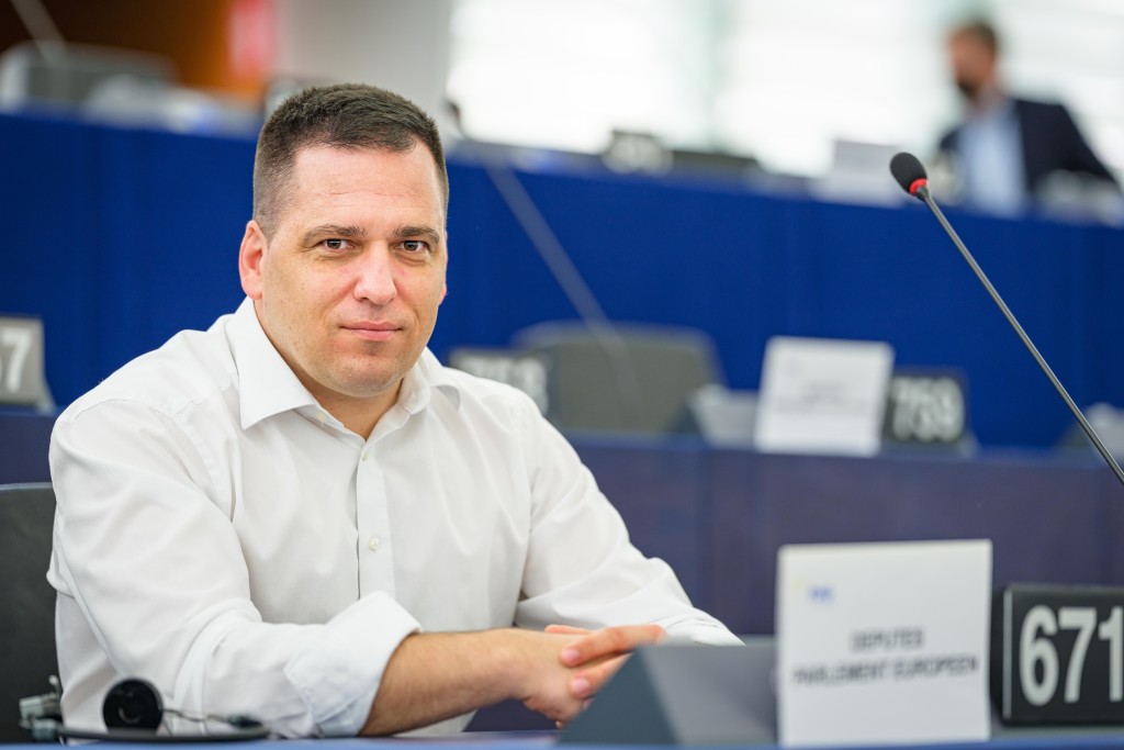 Tomáš Zdechovský je považován za odborníka na krizovou komunikaci, politický marketing a public relations