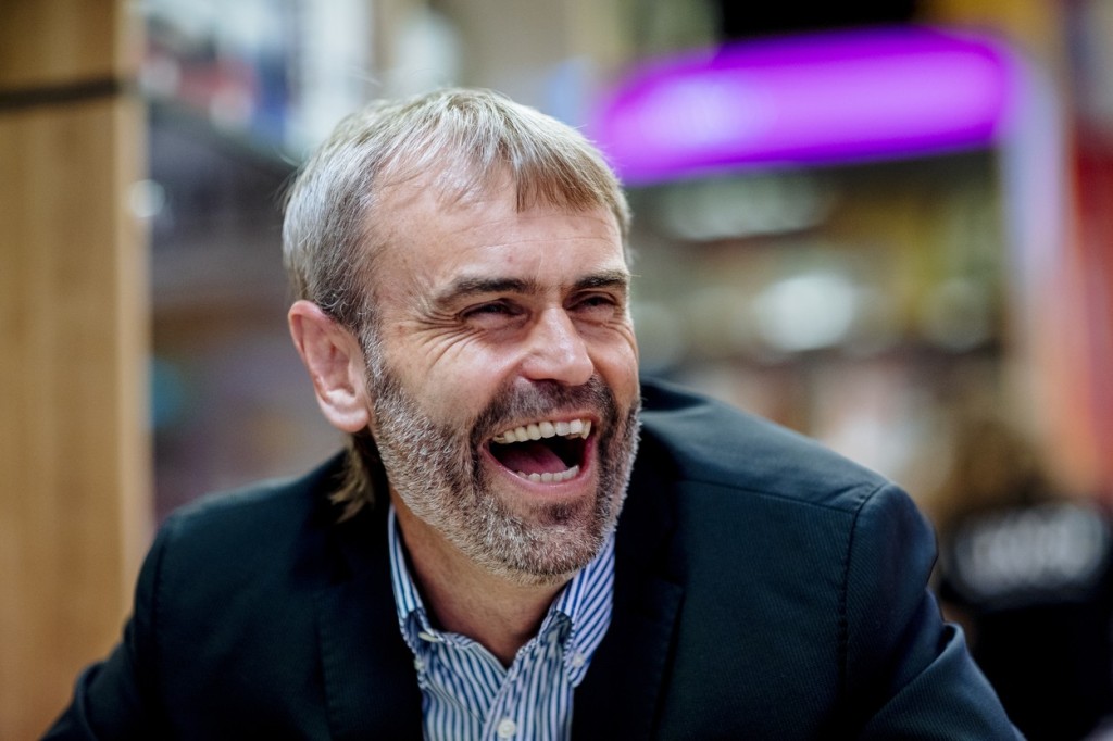 Robert Šlachta je z trojčat. Všichni se jmenují Robert Šlachta. Přísahám