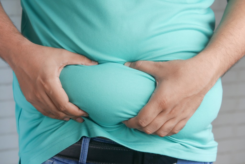 Obezita představuje extrémní zátěž pro naše klouby, proto mimo jiné přispívá i ke vzniku osteoartritidy