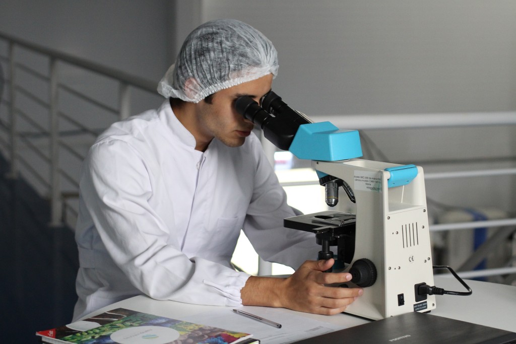Univerzita do spin-off firmy vnáší poznatky z výzkumu inhibitorů, které lze využít při léčbě některých leukémií