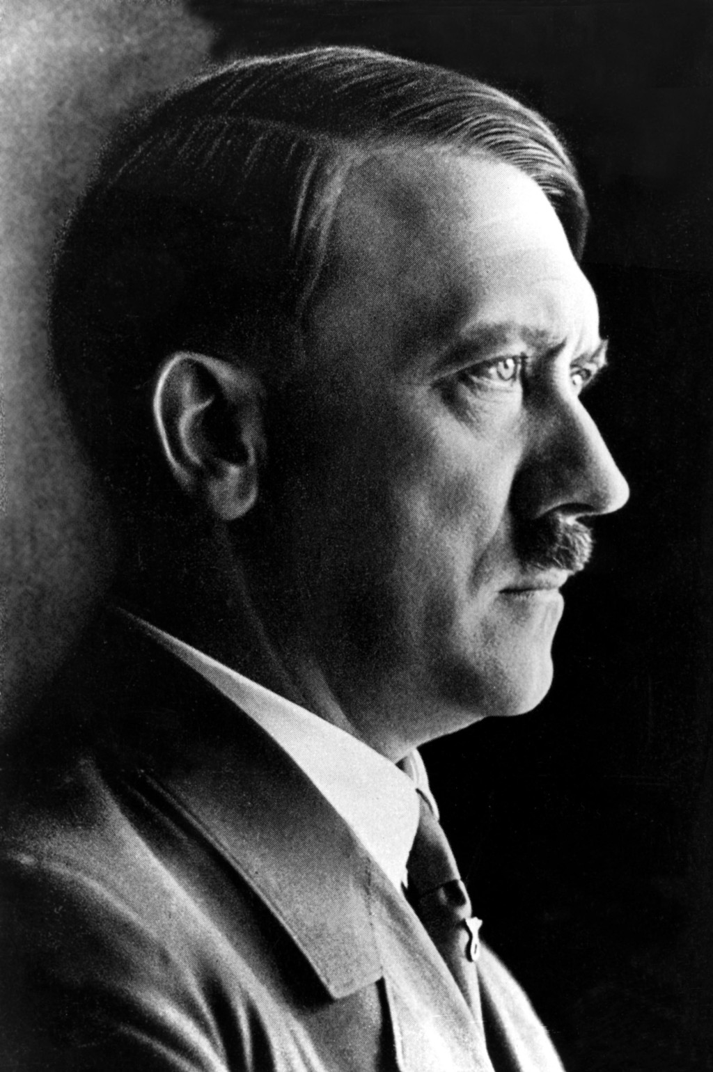 Adolf Hitler vyhlásil válku průmyslově silné Americe dříve, než musel, a to byl jeho konec