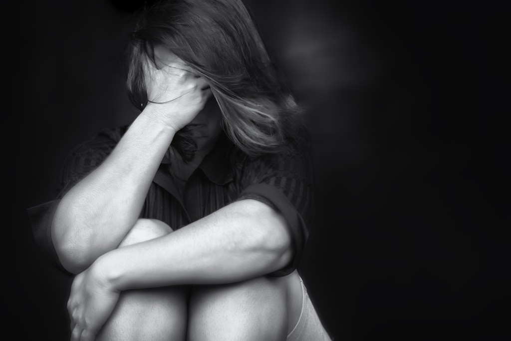 Anna byla nucena pohřbít svého manžela na zahradě